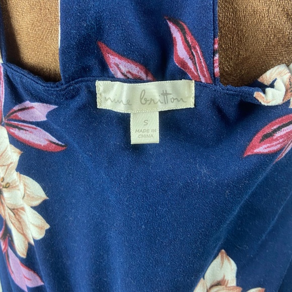 Nine Britton Navy Floral Maxi Dress with Strappy Back — Size Small - Picture 7 of 9